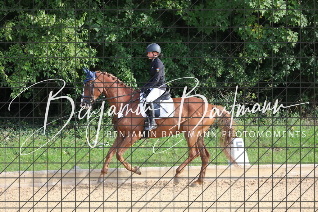 AZ2A1602 | Benjamin Bartmann Photomoments