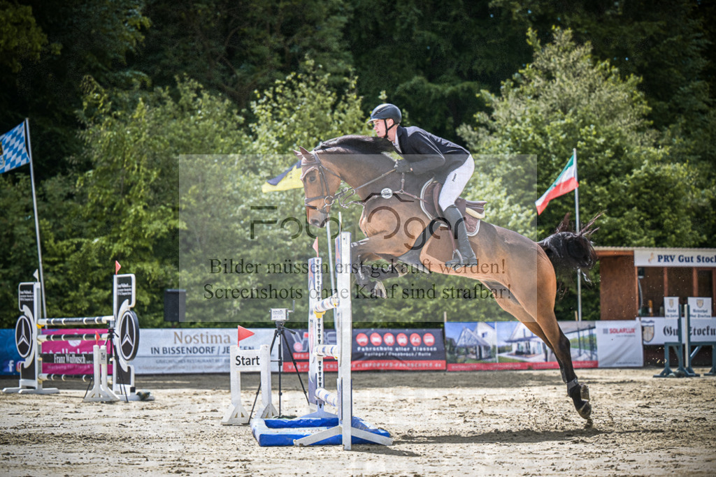 DOS_6227 | Entdecke hochwertige Reitturnierfotos von Foto Oger. Professionell, emotional und authentisch – jetzt Lieblingsmomente im Shop bestellen.Deutschlandweite Turnierfotografie. - Realisiert mit Pictrs.com
