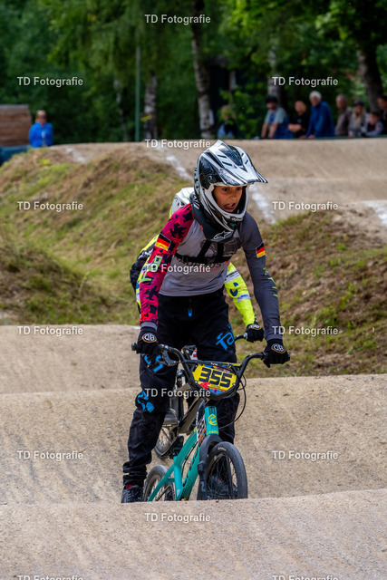 BayBMX2026-06747 | Fotogalerie von Thomas Dettweiler mit Eventbildern und lizenzfreien Fotos. Perfekt als Wandbild, für Büro, Website oder private Nutzung. - Realisiert mit Pictrs.com