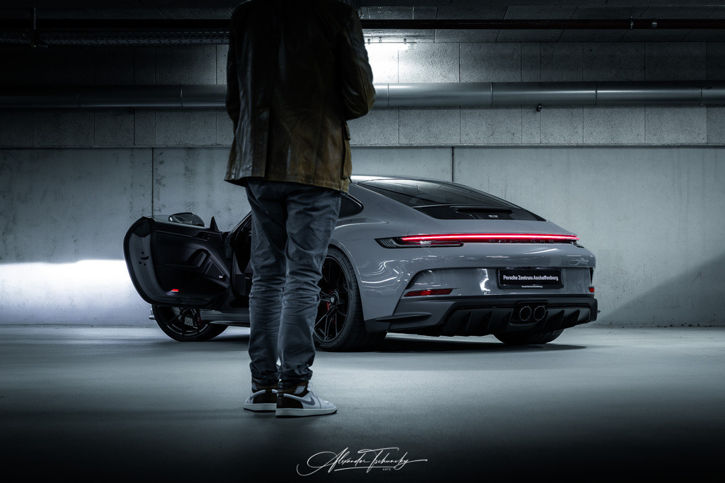 911 GT3 Touring Clausi | Entdecken Sie die faszinierende Welt von Alexander Tschuncky Arts: Kreative Fotografie, atemberaubende Automobilkunst und hochwertiger Bilderdruck. Lassen Sie sich inspirieren! - Realisiert mit Pictrs.com