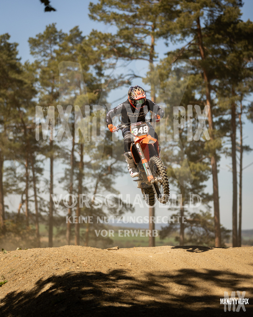866A5046 | mxndyyvipix