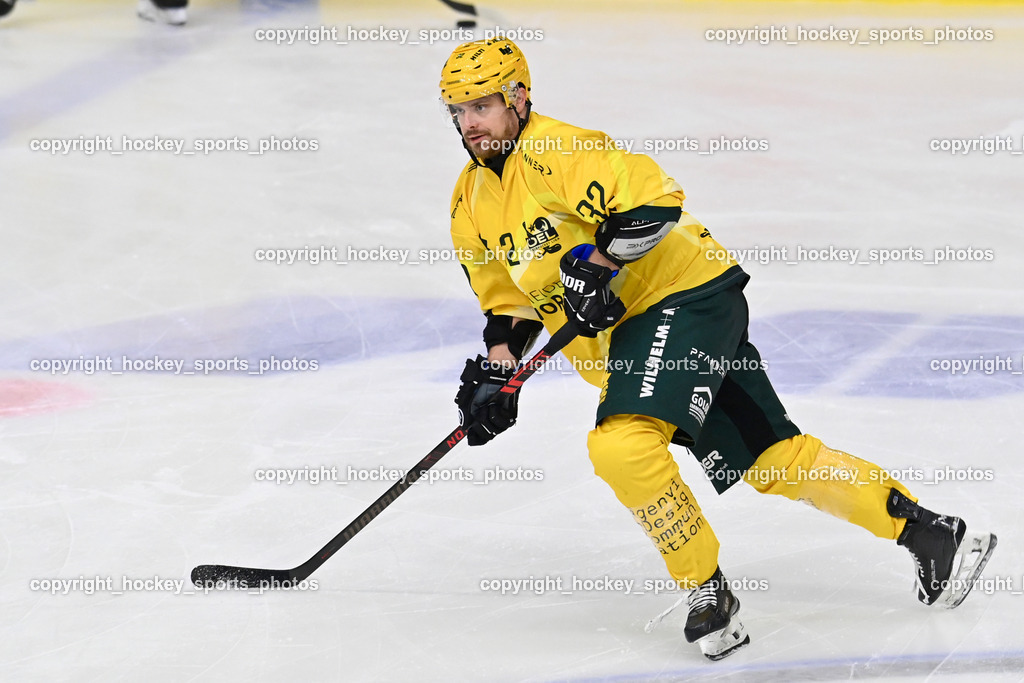 ATSE Graz vs. EHC Lustenau | #32 Stefan Daniel EHC Lustenau, ATSE Graz vs. EHC Lustenau, ATSE Graz vs. EHC Lustenau am 14.02.2026 in Graz (Merkur Eishalle ), Austria, (Photo by Bernd Stefan)