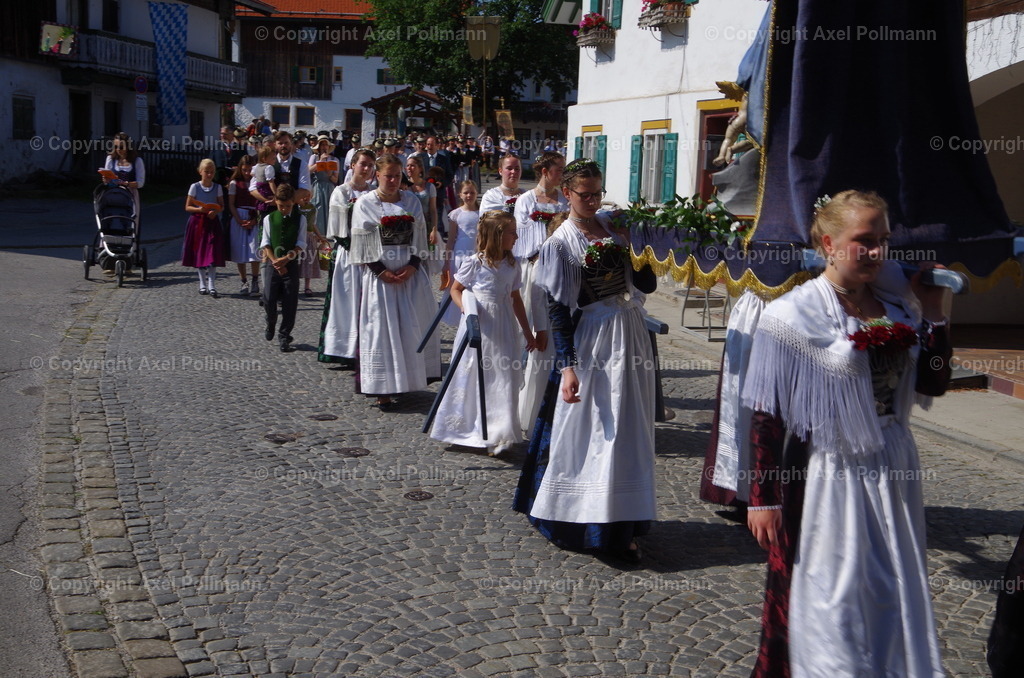 IMGP3486 | fotografiert von Axel PollmannLeonhardi Wallfahrt Benediktbeuern und Murnau, Fronleichnam, Fasching, Landschaft im Loisachtal und Benediktbeuern  - Realisiert mit Pictrs.com