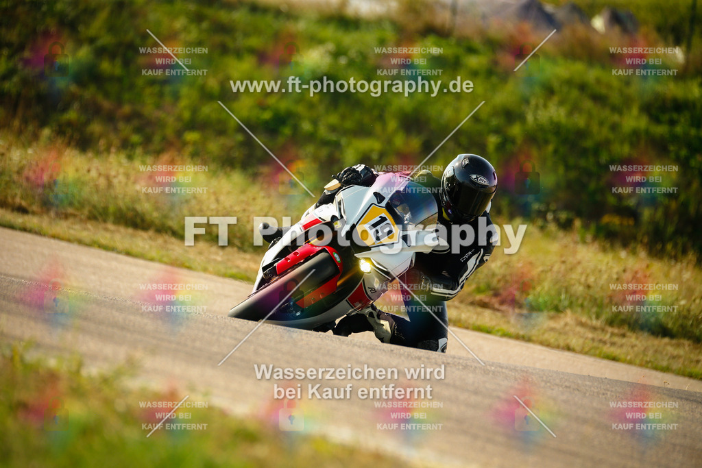 _MOT6041 | Hier findet Ihr Bilder von Touristenfahrten auf der Nürburgring Nordschleife oder von anderen Veranstaltungen die ich besucht habe. Viel Spass beim Durch Schauen 