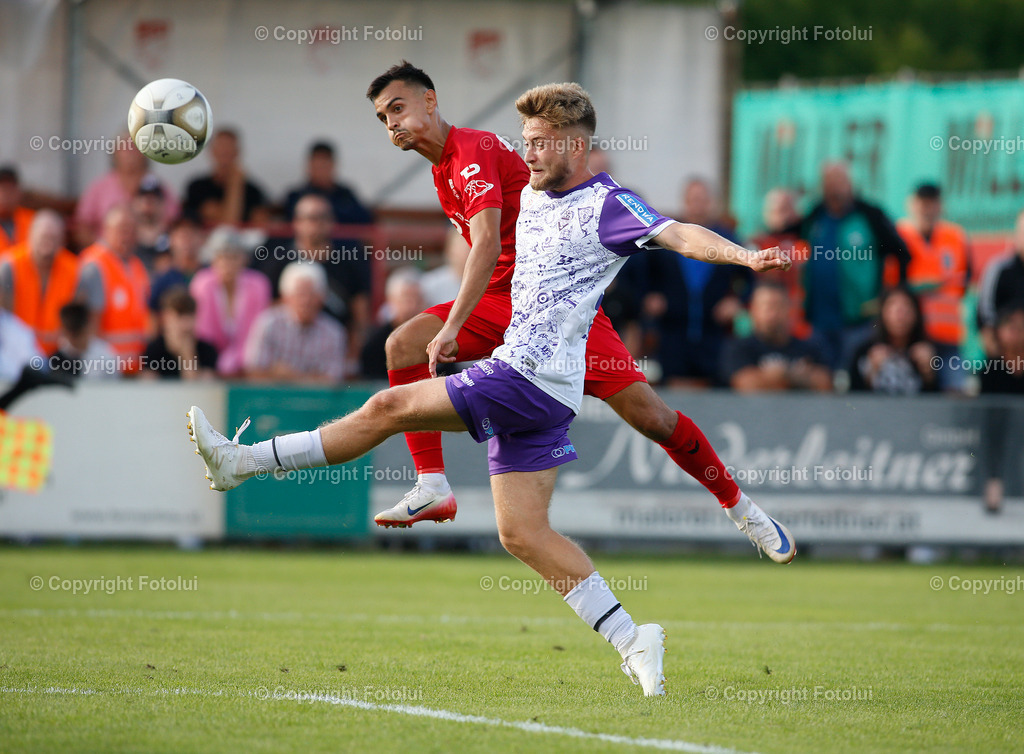 A_LUI_26072025_42 | SPORT,FUSSBALL,UNIQA OEFB CUP 1.RUNDE   26.07.2025 ASKOE OEDT-AUSTRIA SALZBURG IM BILD: FILIP BRESKIC (OEDT) UND MATHEW THOMAS CLEMENCO COLLIS  SOHN VON PHIL COLLINS (GENESIS (SALZBURG) FOTO:FOTOLUI