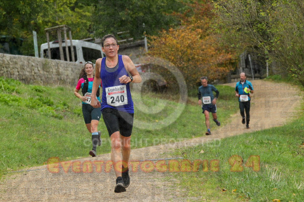 231029_1206_EV4_2930 | Sportfotografie im Rhein-Sieg Kreis, Köln, Bonn, NRW, Rheinland Pfalz, Hessen, etc. Unser Tätigkeitsfeld umfasst den Laufsport vom Volkslauf über den Marathon, Duathlon, Triathon bis zum Ultralauf wie Kölnpfad Ultra oder Schindertrail.