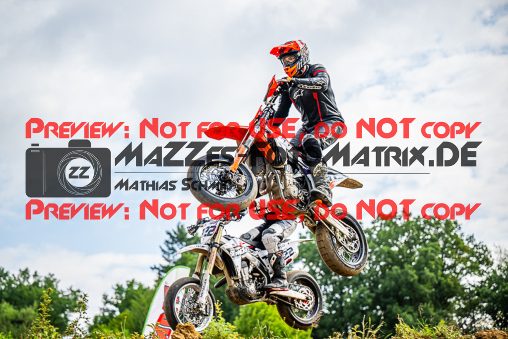 MaZZes_FotoMatrix_230702_0337 | S4