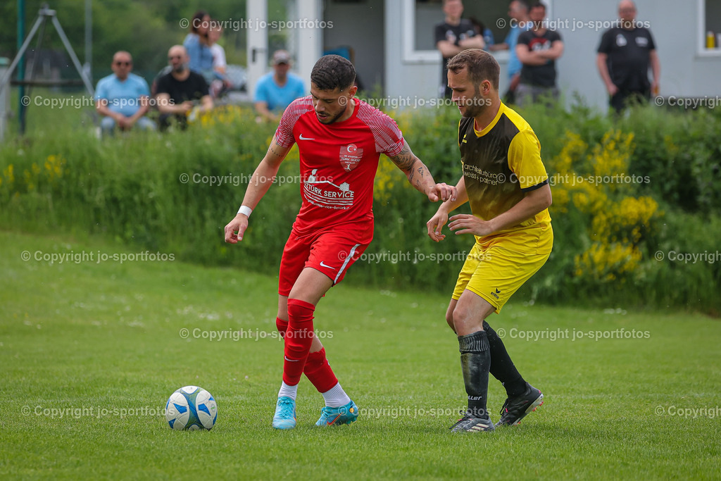 BQ3I7352 | 21.05.2023; Kreisoberliga West; Rasenplatz Medenbach; SSV Medenbach - SG Türk-Ata/Türkgücü Wetzlar; Ergebnis: 1:2 (1:0)