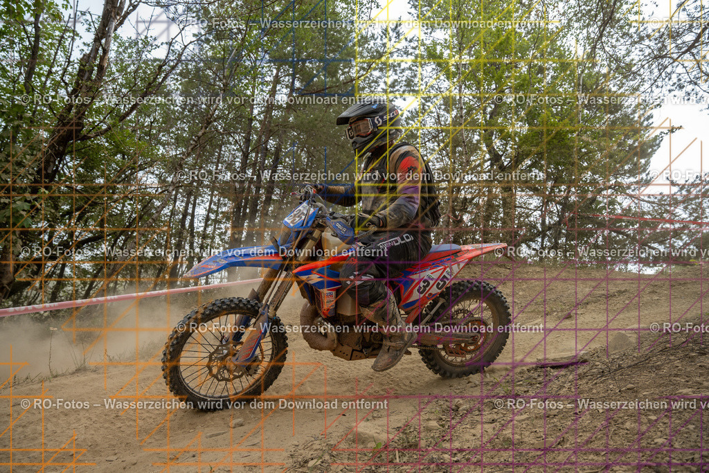Niederwürzbach 4 Lauf-1174 | Sportfotografie von RO-Fotos: Motorsport, Motocross, Enduro, Laufveranstaltungen und Triathlon. Professionelle Fotos von Sportlern und Events. - Realisiert mit Pictrs.com