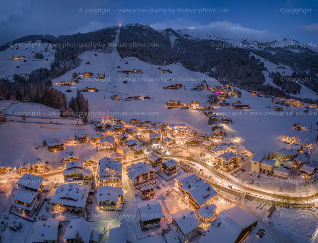 Vorderlanersbach im Wintercopyright  Thomas Pfister-1 | PHOTOGRAPHY BY THOMAS PFISTER