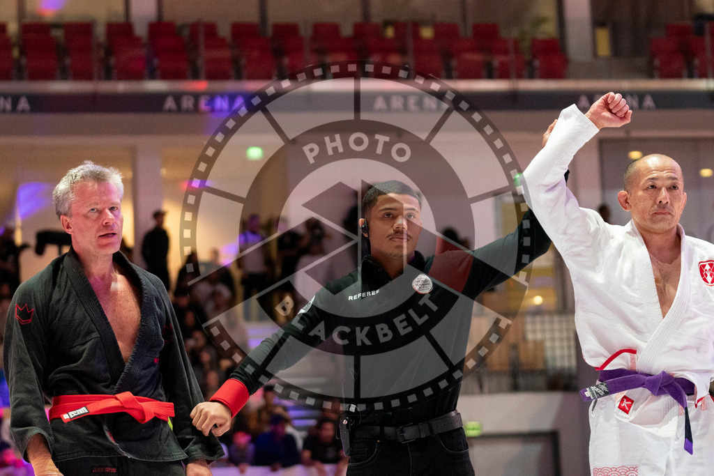 20231106PBB0869 | Fighters compete during the AJP World Master Championship in the Mubadala Arena in Abu Dhabi, Arab United Emirates, on November 6, 2023.