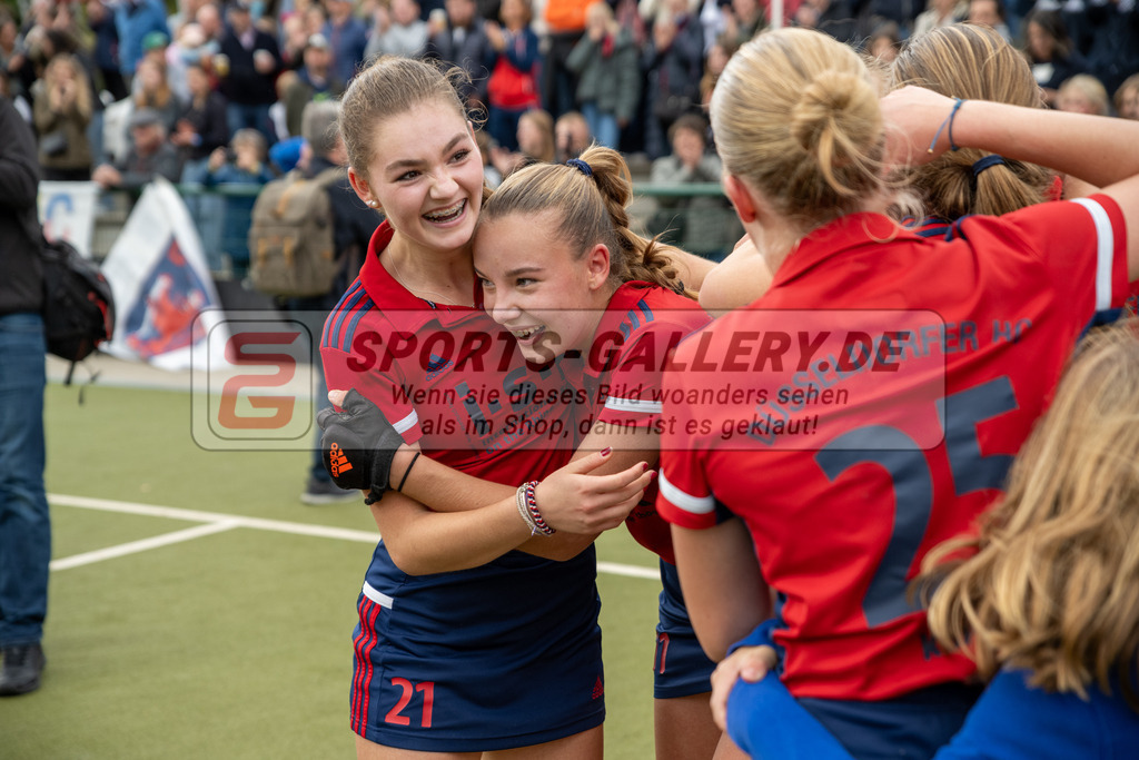 SFE_20231022_0196 | Deutsche Meisterschaft Weibliche U16 Finale Uhlenhorst Mülheim - Düsseldorfer HC am 22.10.2023 in Köln (Düsseldorfer Hockeyclub 1905 e.V.), Photo: Stephan Fehrmann 2023 (Sports-Gallery)