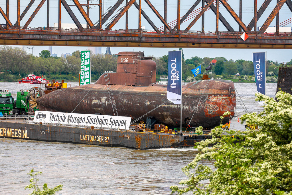 U17_AufdemRhein_120523_33 | Bildergalerie von Sport-Ereignissen aber auch von weiteren spannenden Dingen - nicht nur vom Niederrhein. In Anlehnung an den bekannten Spruch von Hanns Dieter Hüsch heißt das Motto: "Niederrhein ist überall".  - Realisiert mit Pictrs.com