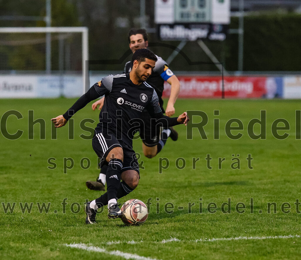 2024-04-05_021_FC_Schwaig_gegen_SV_Pullach | Oberding, Deutschland, 05.04.2024:
Fußball, Landesliga Südost 2023 / 2024, 28. Spieltag, FC Schwaig gegen SV Pullach, Endergebnis: 2:0

Nasrullah Mirza (SV Pullach, #12)

Foto: Christian Riedel / fotografie-riedel.net