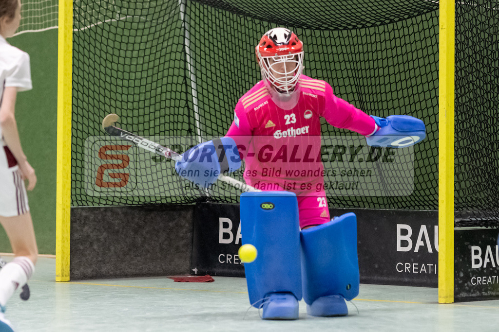SFE_20221126_0003 | 1. Bundesliga Hockey Damen Rot-Weiss Köln - Bonner THV am 26.11.2022 in Köln (KTHC Stadion Rot-Weiss Köln Tennis and Hockey Club), Photo: Stephan Fehrmann 2022 (Sports-Gallery),Lisa Höllriegl ( Torfrau Rot-Weiss Köln #23 )
