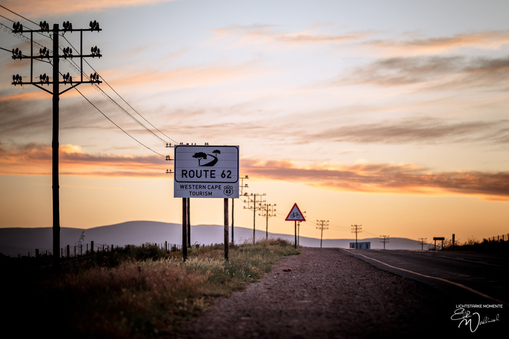20231003-181831 SOUTHAFRIKA_-1 | Herzlich willkommen auf meiner Seite! Ich bin Elke Wallnisch, Deine Fotografin für lichtstarke Momente. Der Name steht für alles, was mich mit der Fotografie verbindet: Das Licht und seine machtvolle Wirkung auf eine Situation oder unsere Stimmung - Realisiert mit Pictrs.com
