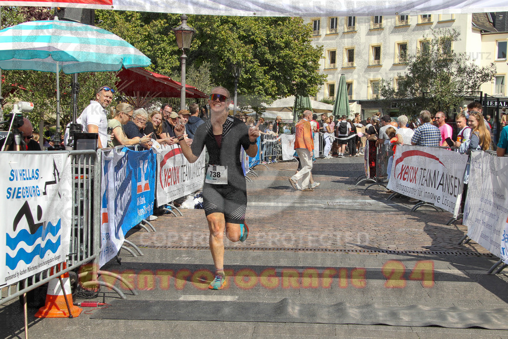 250824_1449_EV4_2250 | Sportfotografie im Rhein-Sieg Kreis, Köln, Bonn, NRW, Rheinland Pfalz, Hessen, etc. Unser Tätigkeitsfeld umfasst den Laufsport vom Volkslauf über den Marathon, Duathlon, Triathon bis zum Ultralauf wie Kölnpfad Ultra oder Schindertrail.