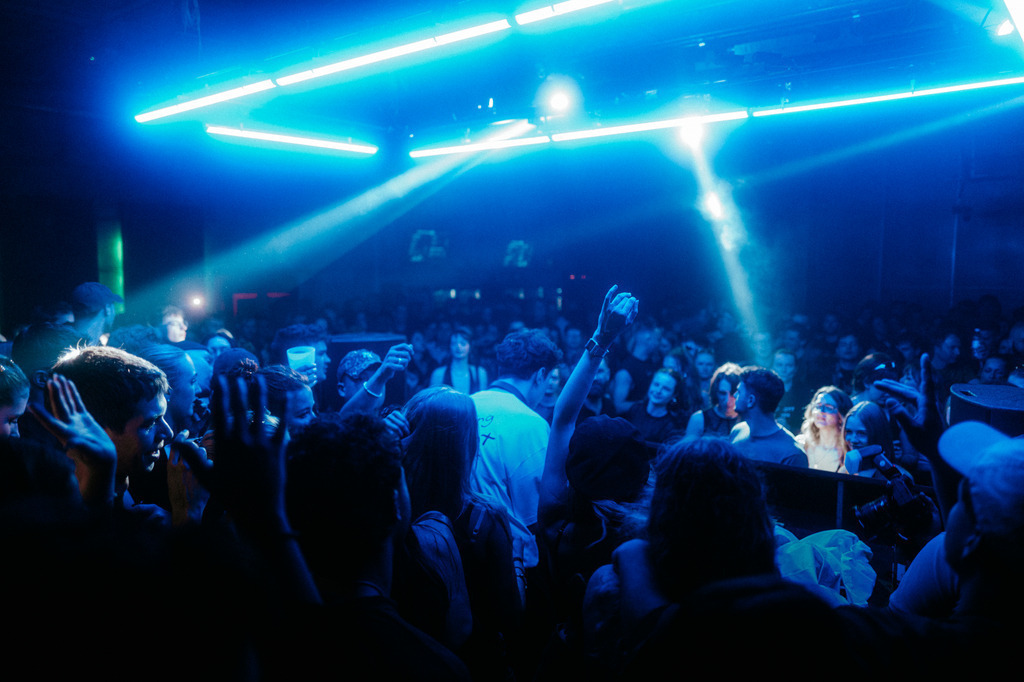 DO01030193 | thismomentpictures - Realisiert mit Pictrs.com