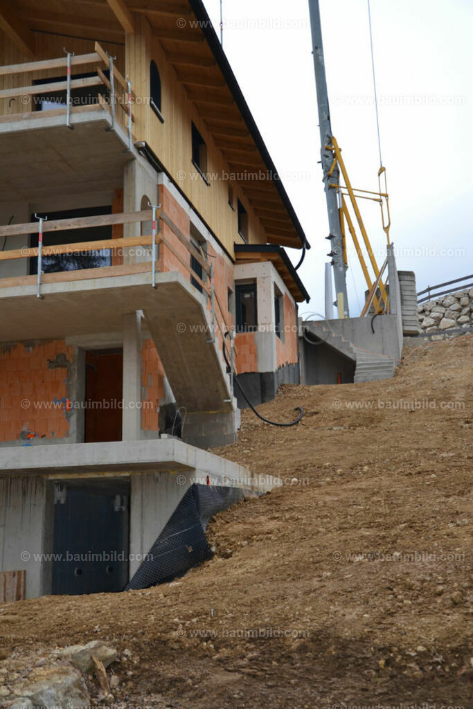 bib-lg25-aussenanlagen-0009 | Nach LV-Leistungsgruppen sortierte Detailfotos über den Bau eines Hauses. Alle Hausbau-Bilder direkt vom Urheber und Autor der Website Haus-Selber-Bauen.com