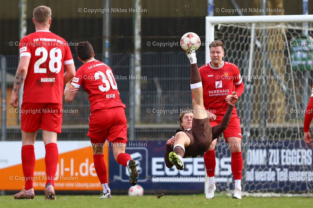 NH_FCStPauliU23_FSVSchöningen_RegionalligaNord_15032026 | #19 Jannik Robatsch (FC St. Pauli U23)Fußball I Herren I Regionalliga Nord I Saison 2025-2026 I 26. Spieltag I FC St. Pauli U23 - FSV Schöningen I 15.03.2026 I Edmund-Plambeck-Stadion