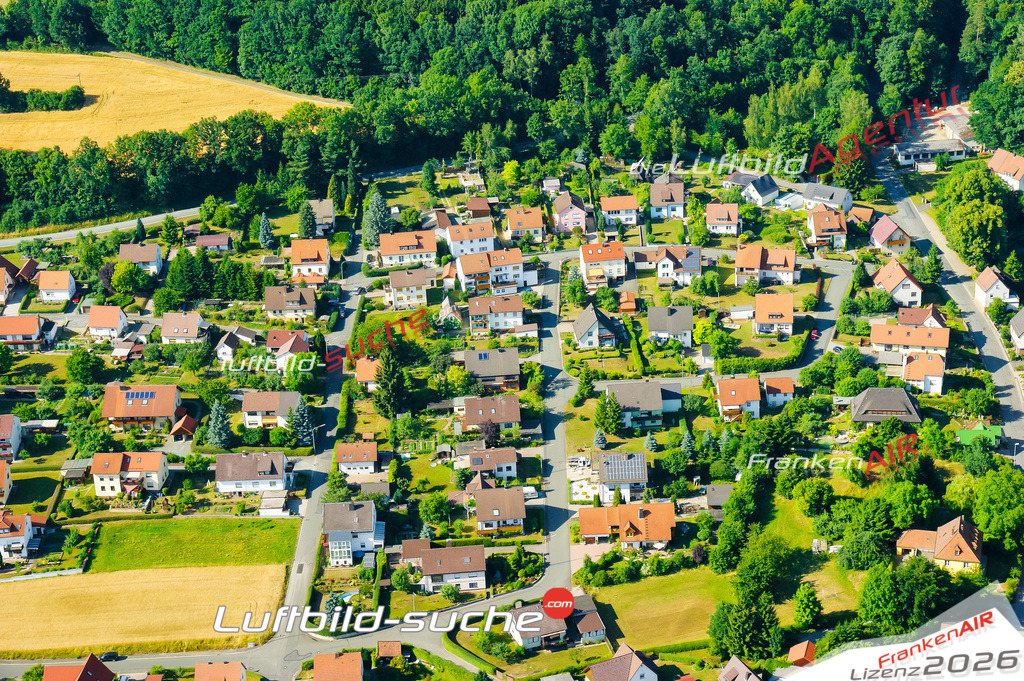 Die Luftaufnahme der Stadt Ludwigschorgast wurde vom UL-Flugzeug heraus erstellt ( keine Drohne )- hohe Auflösung für beste Qualität