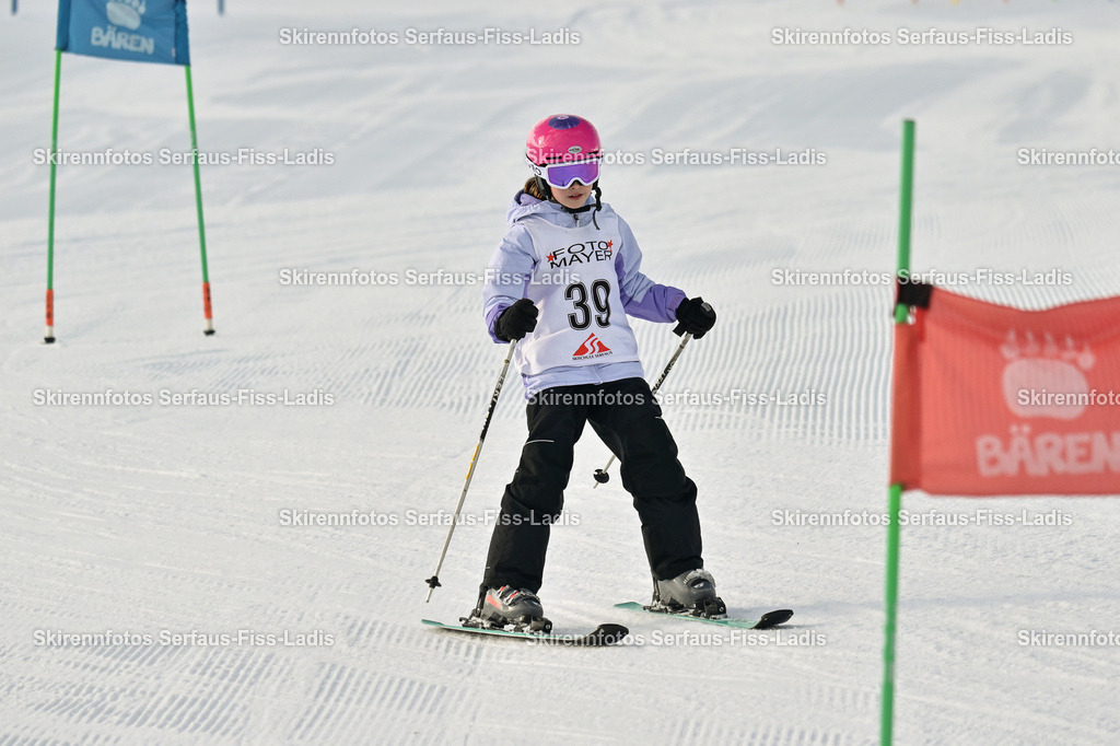 SRS_19.12.2025_0113 | SRS_19.12.2025_0113 - Realisiert mit Pictrs.com