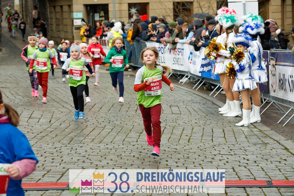 400m AOK Junior Cup | 3 Koenigslauf 2024 400m AOK Junior Cup - Realisiert mit Pictrs.com