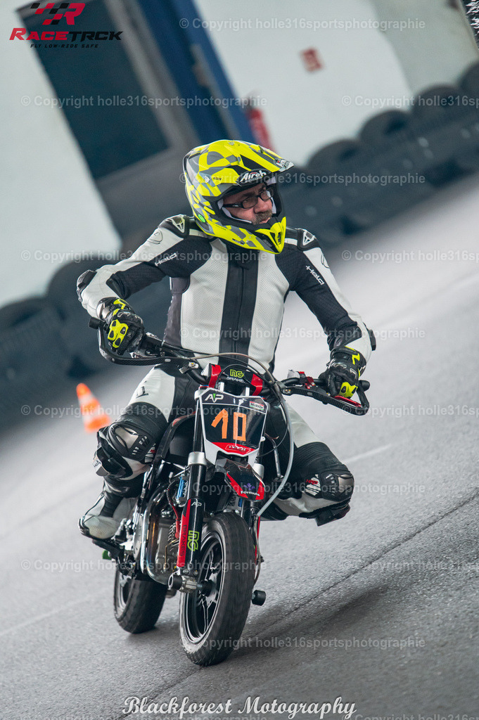 19_01_25racetrck.1318-3 | Sportfotografie , Motorsport, Motoross, Reitsport, Mointainbike, Enduro,
Landschaft , Outdoor, Eventfotografie, Landschaft, Bilder online bestellen - Realisiert mit Pictrs.com