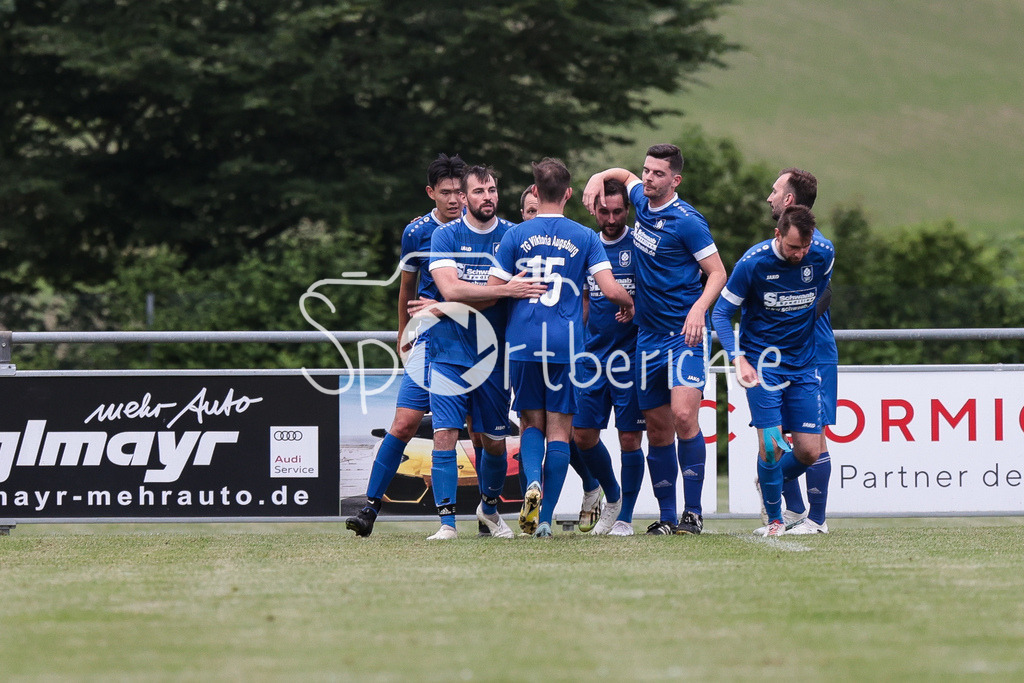 TG Viktoria Augsburg - SV Echsehim-Reicherstein | Jubel nach 2-0