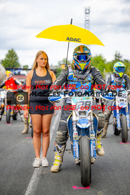 MaZZes_FotoMatrix_230813_8175 | UE40