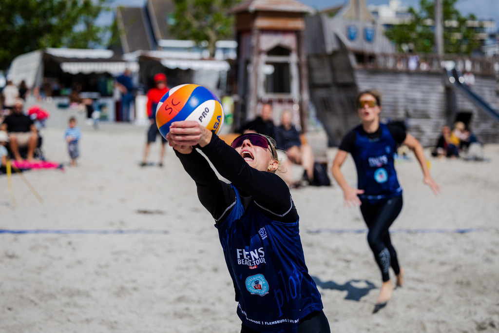 Beachvolleyball I Saison 2026 I FLENS Beach-Tour I 6. Turnier I Ostseebad Großenbrode | Jasper Lorenz Fotografie - Realisiert mit Pictrs.com