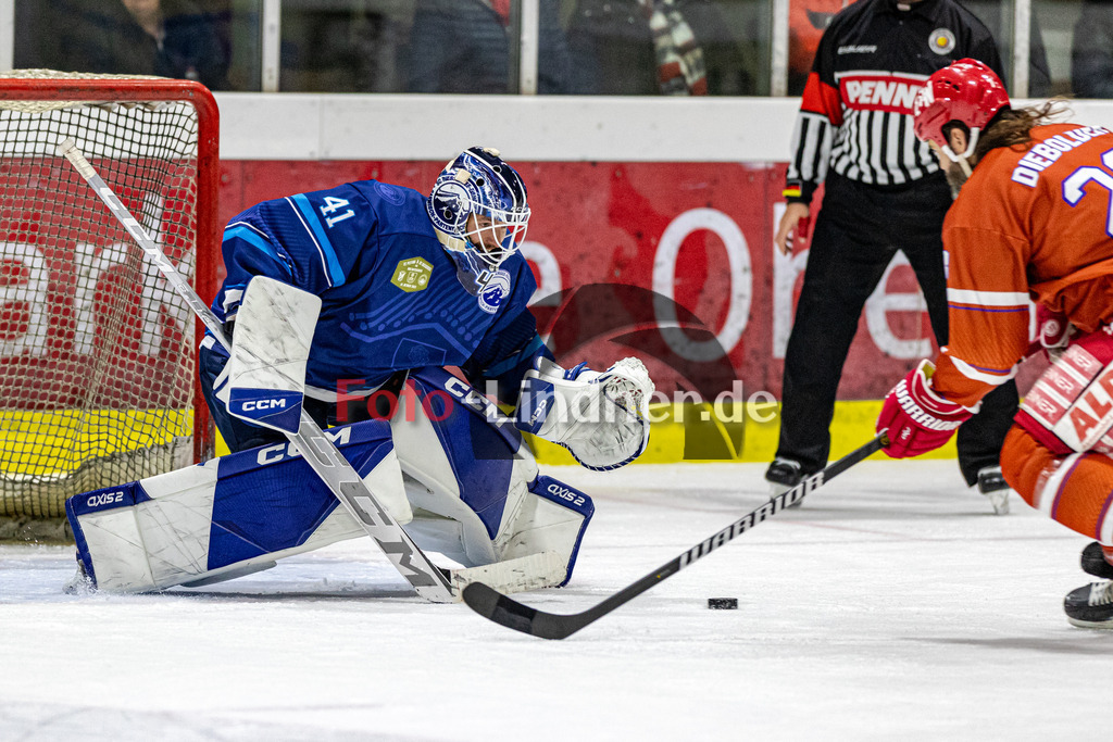 EC Peiting gegen SC Riessersee | Benefizspiel für Bad Bayersoien, EC Peiting gegen SC Riessersee,
,
2023-10-24 in Peiting (Eisstadion)

Copyright: WolfgangxLindner foto-lindner.de