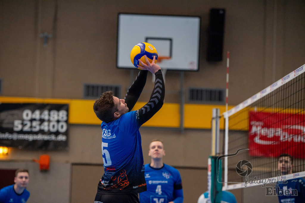 VSG Ammerland-VSG Lüneburg 2 | Volleyball Regionalliga; VSG Ammerland-VSG Lüneburg 2 am 04.02.2024; in Westerstede (Sporthalle Norderstraße), Photo: Philip Eiben 2024 - Realisiert mit Pictrs.com