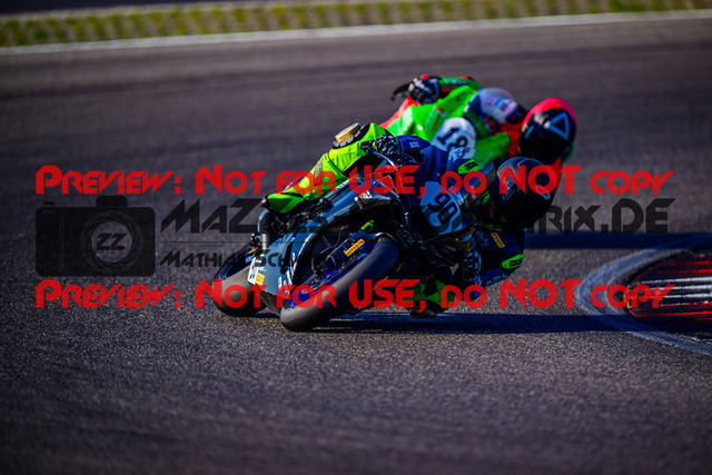 MaZZes_FotoMatrix_240831_6007705_1515 | STK1000