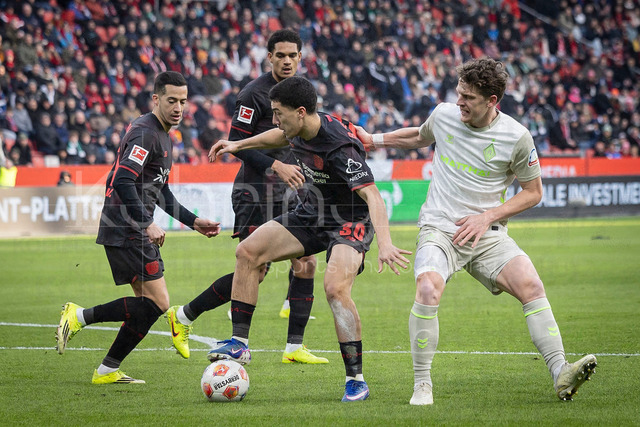 German Bundesliga, Bayer 04 Leverkusen vs. SV Werder Bremen, 24.01.2026 | LEVERKUSEN, GERMANY - JANUARY 24: Ibrahim Maza (Bayer 04 Leverkusen, 30) during the German Bundesliga match on gameday 19 between Bayer 04 Leverkusen vs. SV Werder Bremen at BayArena on January 24, 2026 in Leverkusen, Germany. DFL REGULATIONS PROHIBIT ANY USE OF PHOTOGRAPHS AS IMAGE SEQUENCES AND/OR QUASI-VIDEO.
