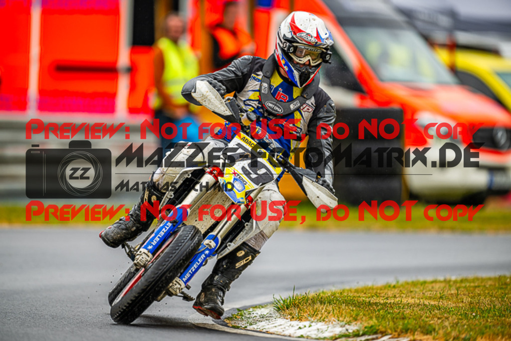 MaZZes_FotoMatrix_230701_5258 | S4