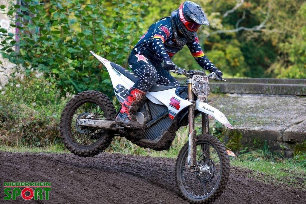 OpenTrack2024_Sonntag_Experten_147 | Bildergalerie von Sport-Ereignissen aber auch von weiteren spannenden Dingen - nicht nur vom Niederrhein. In Anlehnung an den bekannten Spruch von Hanns Dieter Hüsch heißt das Motto: "Niederrhein ist überall".  - Realisiert mit Pictrs.com