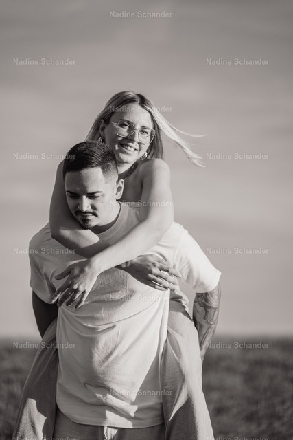 SCH05594 | Nadine Schander – Selbstständige Fotografin & professionelle Visagistin Raum Hohenlohe, Öhringen/ Bretzfeld und Neuenstadt ... Spezialisiert auf individuelle Make-up-Looks und hochwertige Fotografie. Business,- Portrait,- Beautyfotografie..