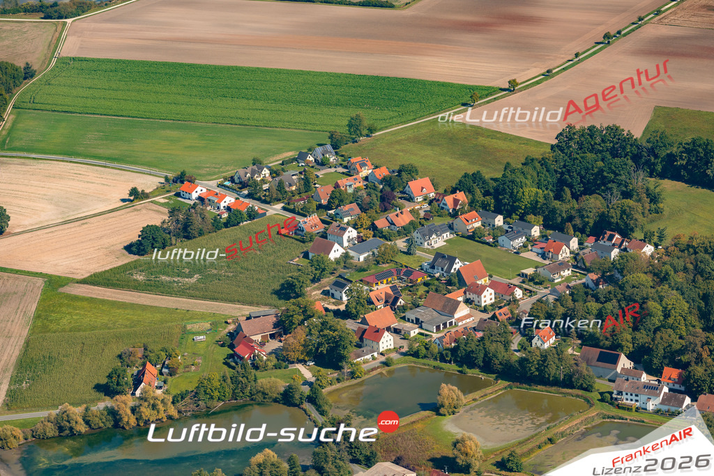 Schöne Luftaufnahme als Geschenk in Neunburg Weisendorf - Die Luftbildaufnahme wurde 2025 vom UL-Flugzeug heraus erstellt ( keine Drohne ) - Hochauflösende Luftaufnahme -Nicht vergleichbar mit Google Maps oder Satelittenbilder- Die Geschenkidee !Mit Lizenz und Bildrechte bestellbar