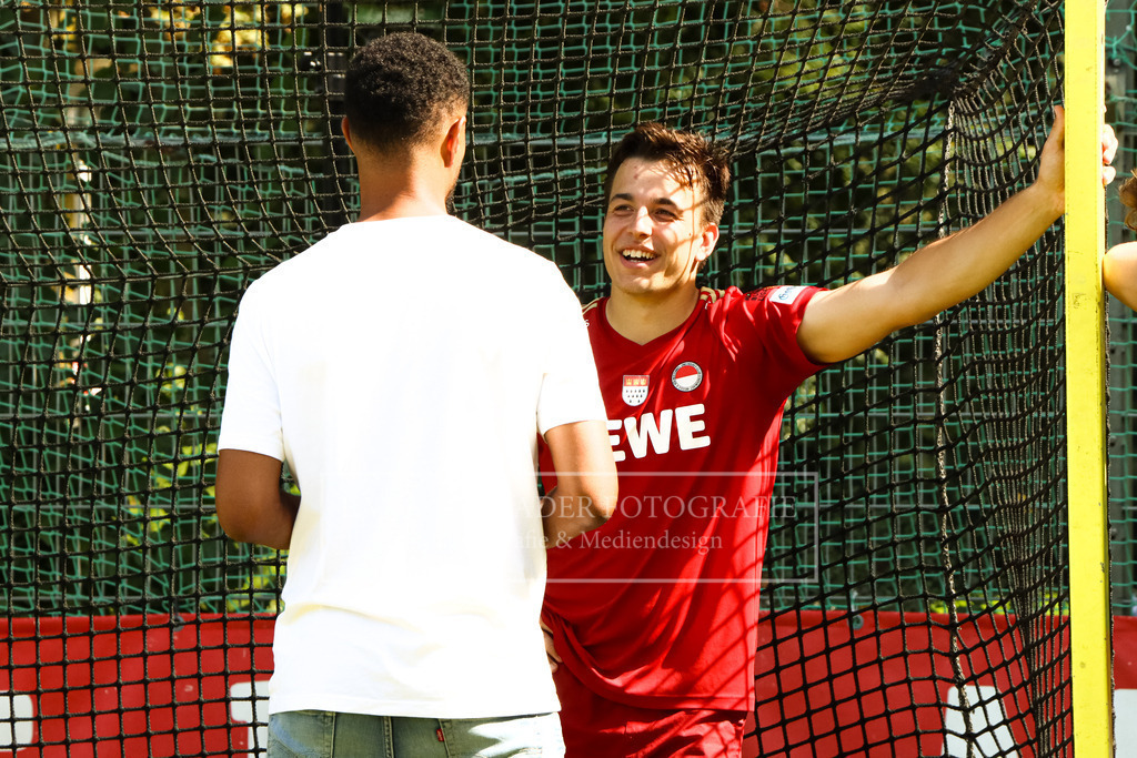 HERREN BUNDESLIGA Rot-Wei_ K_ln - Crefelder HTC 07.09.24 K_ln-241 | lanaschraderfotografie - Realisiert mit Pictrs.com