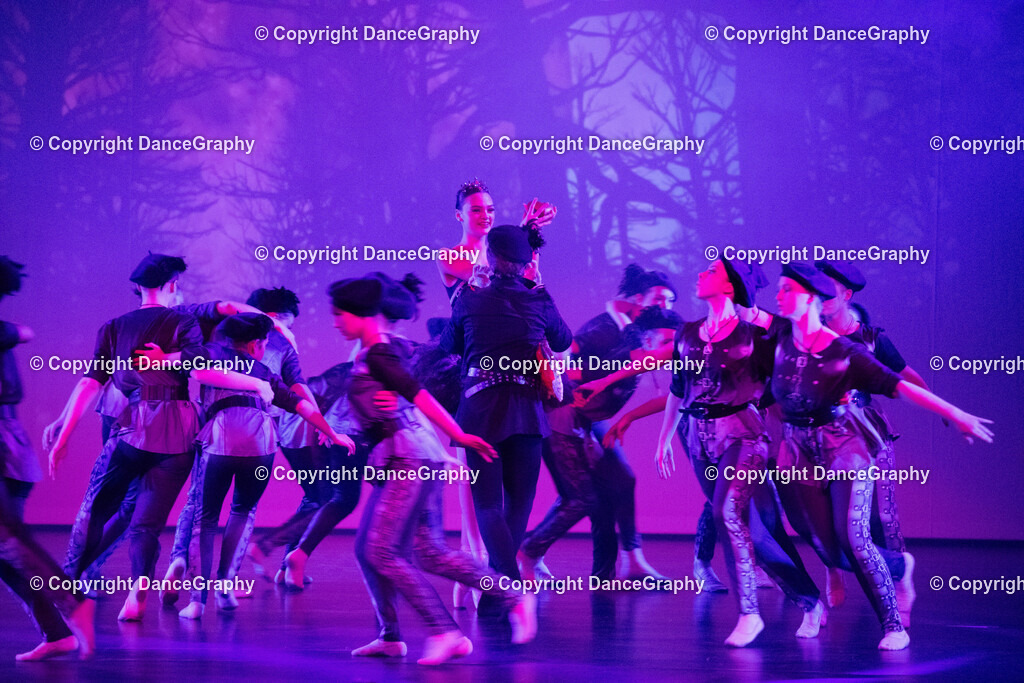 GPHY1780 | DanceGraphy - Realisiert mit Pictrs.com