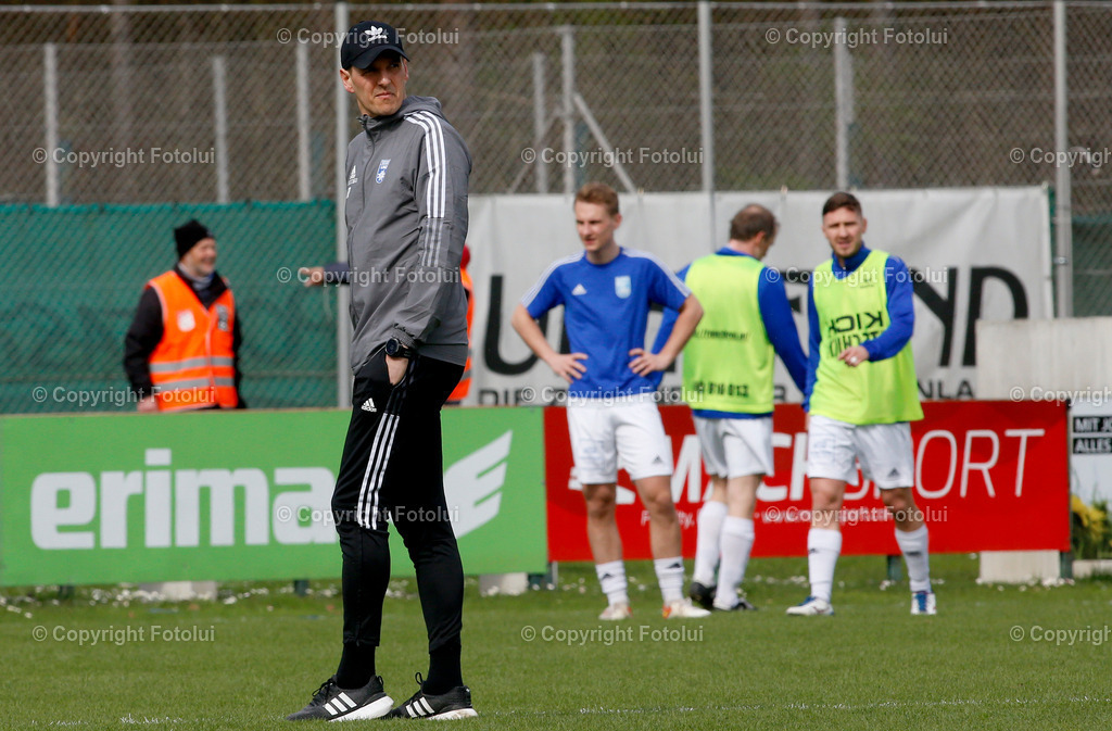 A_LUI_01042023_04 | SPORT,FUSSBALL ,LT1 OOELIGA ASKOE OEDT-UNION EDELWEISS LINZ 01.04.2023 IM BILD: TRAINER RONALD RIEPL (EDELWEISS LINZ)  FOTO:FOTOLUI