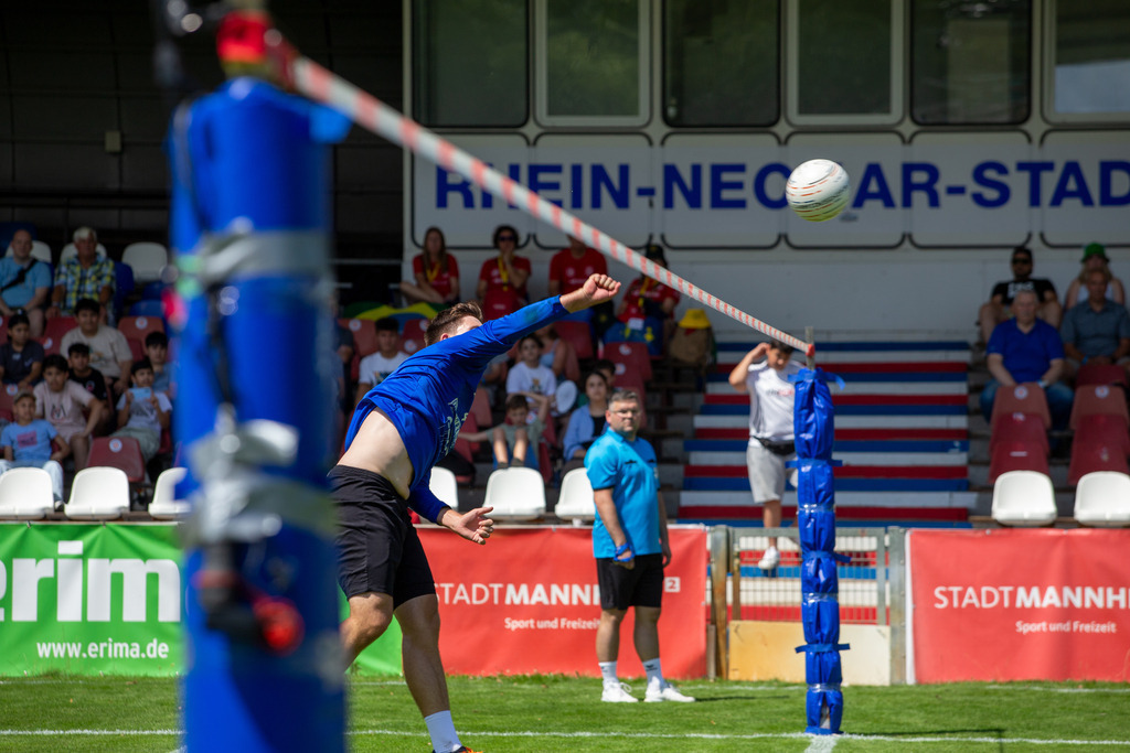 Faustball: TSV Pfungstadt gegen DSG UKJ Froschberg (IFA 2024 Fistball World Tour Finals Mannheim, Vorrundenspiel Gruppe A) | Faustball: TSV Pfungstadt gegen DSG UKJ Froschberg (IFA 2024 Fistball World Tour Finals Mannheim, Vorrundenspiel Gruppe A) - Realisiert mit Pictrs.com