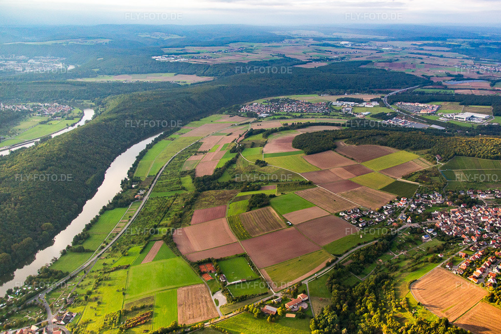 Luftbild: Mainschleife bei Lindelbach im Ortsteil Bettingen in Wertheim im Bundesland Baden-Württemberg in Deutschland. Foto: IMG_073633.jpg vom 26.09.2014 durch Werner Riehm/FLY-FOTO.de