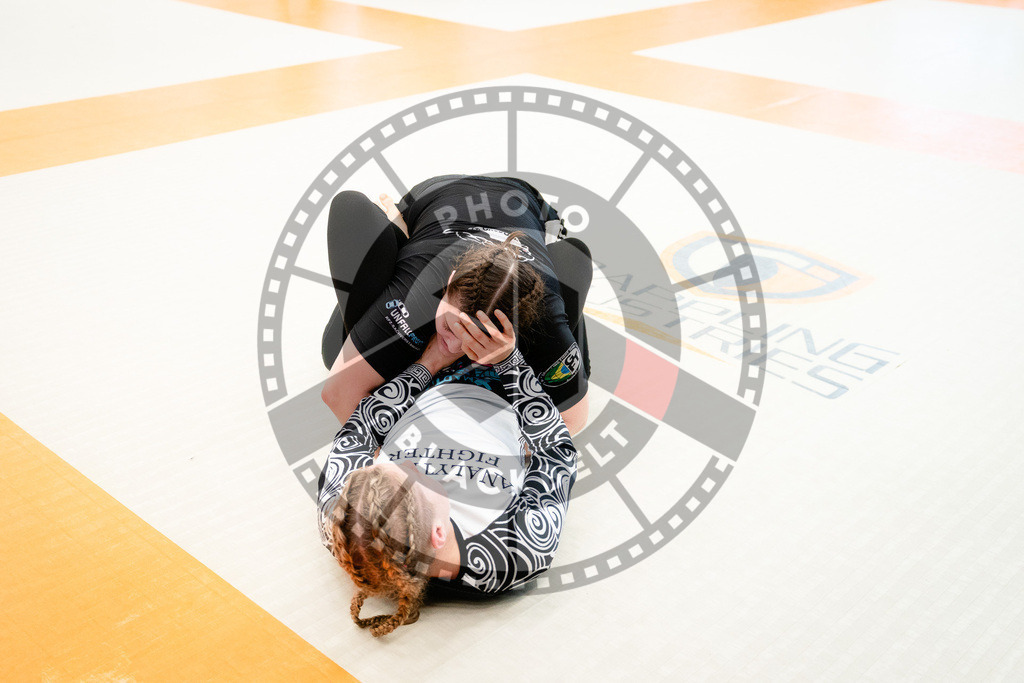 20251122PBB10040 | Athletes compete during the Grappling Industries Berlin Jiu-Jitsu and Grappling Championship, on November 22, 2025 in Berlin, Germany. © photoblackbelt