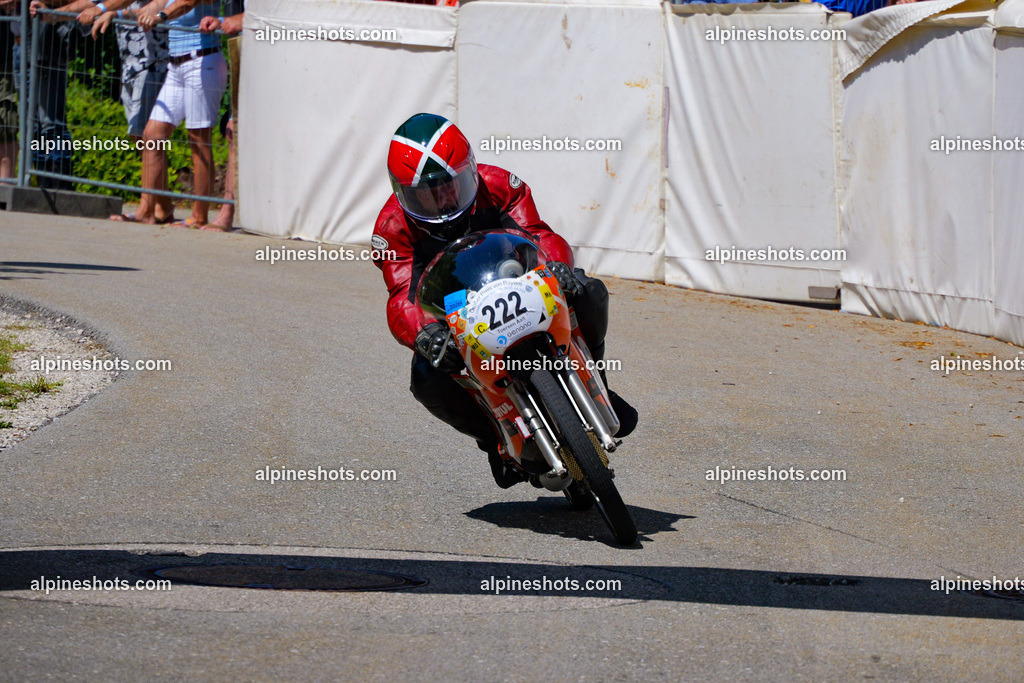 P1036826-2 | Erleben Sie atemberaubende, hochqualitative Fotos Ihrer Fahrt entlang der malerischen Alpenstraßen. Besuchen Sie alpineshots.com, um professionelle Aufnahmen Ihrer unvergesslichen Reise zu finden und zu kaufen - Realisiert mit Pictrs.com