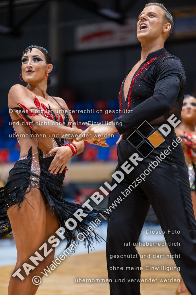 20260328-00639 | Hier finden Sie Tanz Bilder vom Latein und Standard Formationen tanzen. Sportbilder vom Tanzsport. Schöne Fotos und von Weltmeisterschaft, Europameisterschaft, Bundesliga, Regionalliga, Oberliga und Landesliga sowie von GOC Stuttgart, DanceComp, WM Bremen