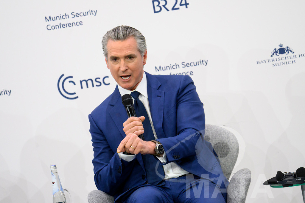 _DWA6397 | MATA IndoCon - Realisiert mit Pictrs.com