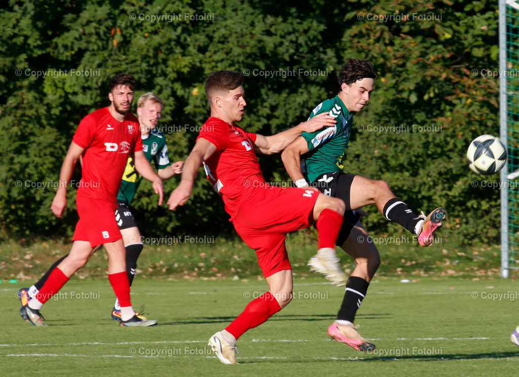 A_LUI_250925_0000025 | SPORT,FUSSBALL REGINALLIGA MITTE ASKOE OEDT-JUNGE WIKINGER 27.09.25 IM BILD: ARNE AMMERER (OEDT) UND DANIEL WIMMER (JUNGE WIKINGER FOTO:FOTOLUI