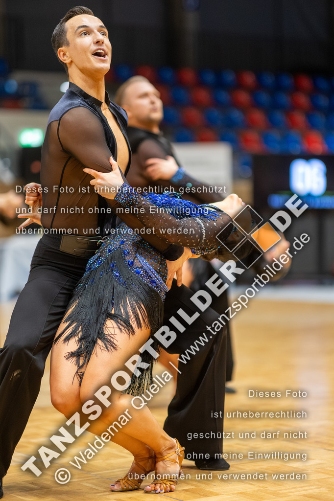 20260328-00487 | Hier finden Sie Tanz Bilder vom Latein und Standard Formationen tanzen. Sportbilder vom Tanzsport. Schöne Fotos und von Weltmeisterschaft, Europameisterschaft, Bundesliga, Regionalliga, Oberliga und Landesliga sowie von GOC Stuttgart, DanceComp, WM Bremen